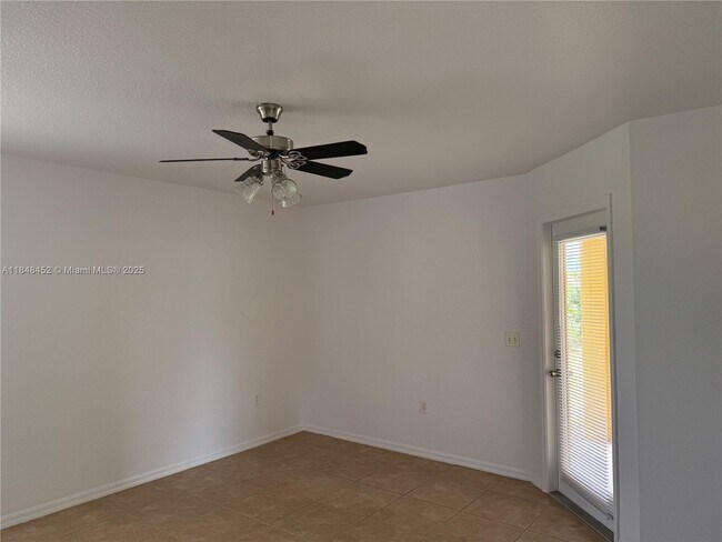 Building Photo - 13755 SW 48th Ct