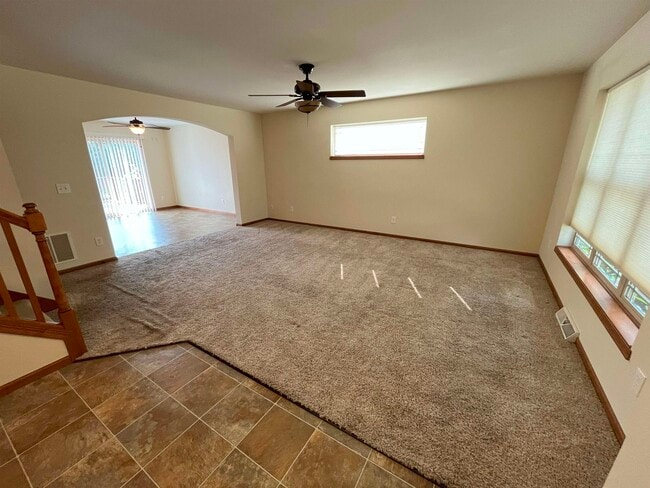 Building Photo - 6119 Arrowpoint Way