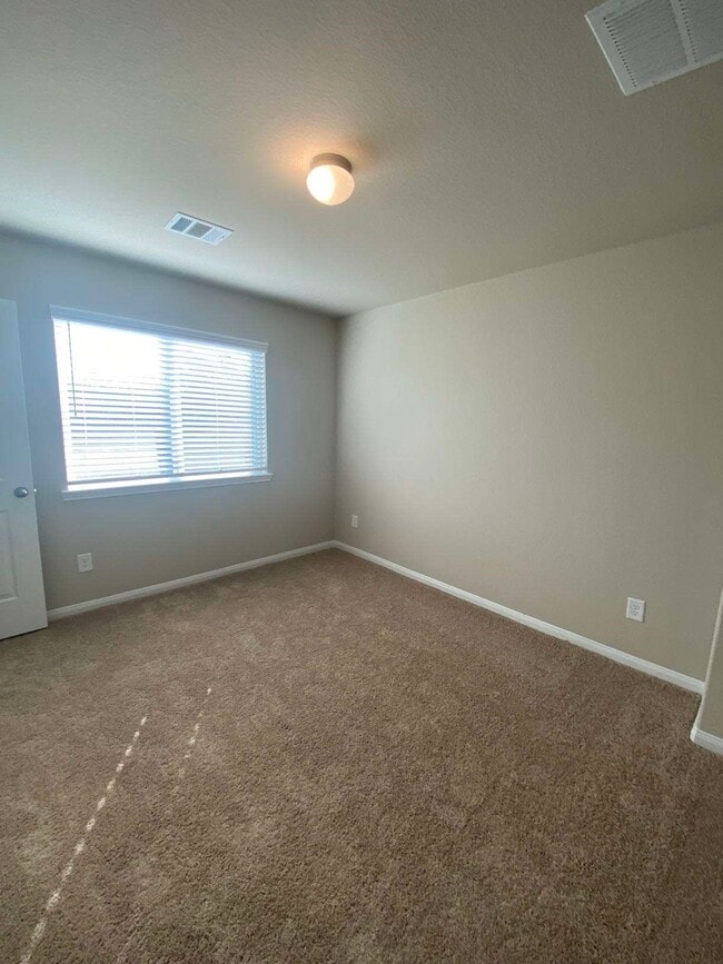 Building Photo - 5130 Wolgan Lake Ct