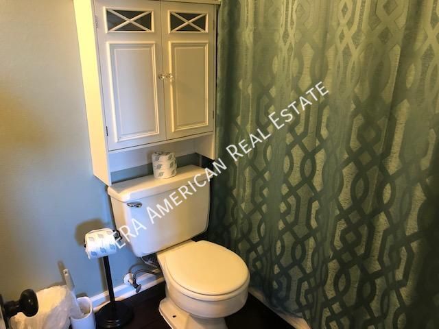 Building Photo - 726 Eglin Pkwy NE