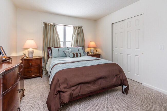 Building Photo - 35 Arthurian Way