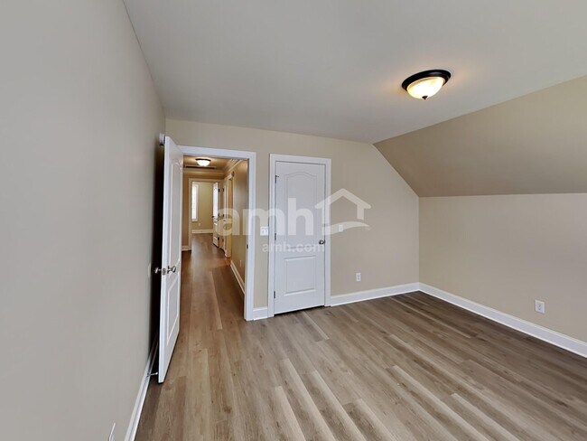 Building Photo - 3520 Wilbur St