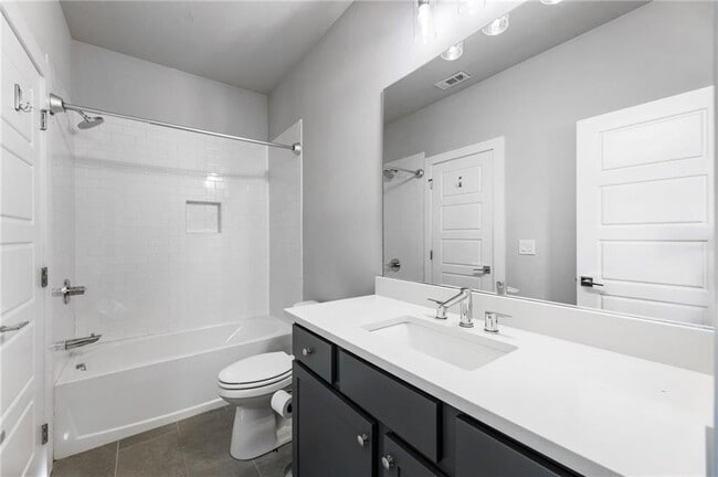 Building Photo - 1819 Huntington Hills Ln NW