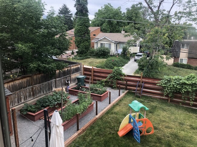 Building Photo - 1228 Bryan Ave