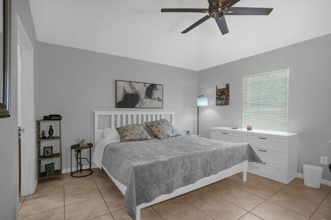 Building Photo - 2620 Willow Glen Cir