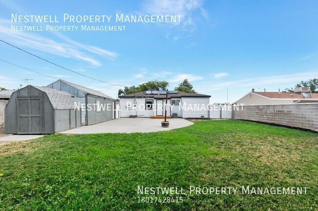 Building Photo - $250.00 OFF 1ST MONTH´S RENT - Charming 3-...