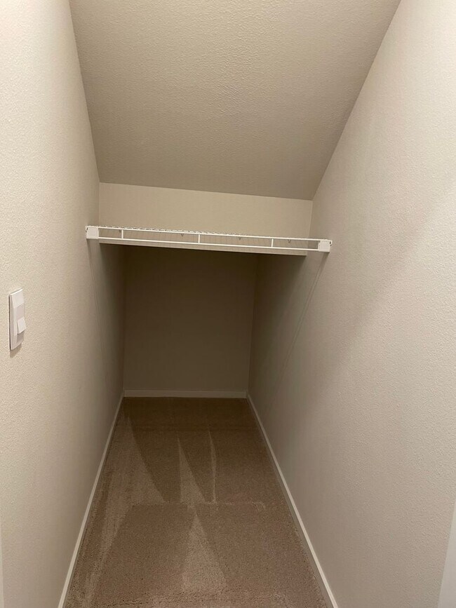 Building Photo - BEAUTIFUL 3 Bed 2.5 Bath Home in Vancouver! Stainless Steel Appliances!