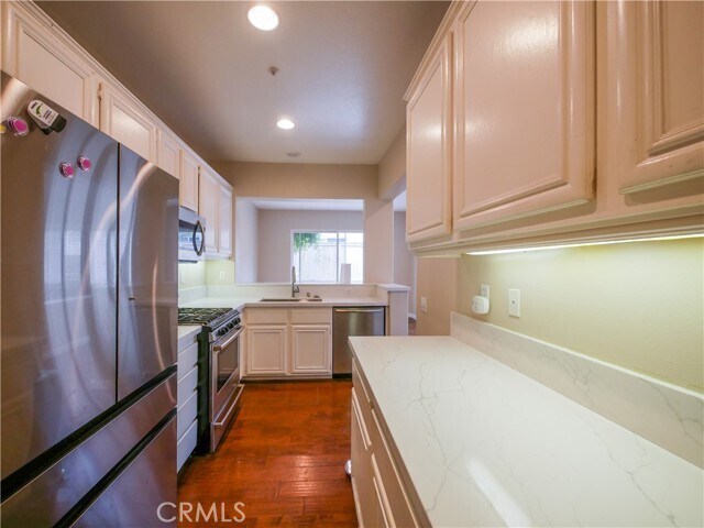 Building Photo - 67 Ardmore