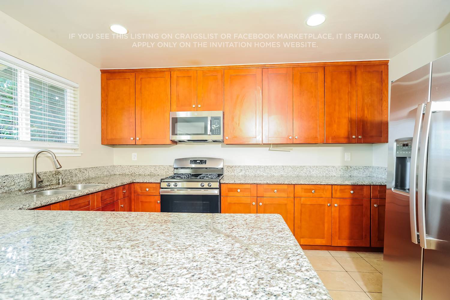 Building Photo - 16455 Ludlow St