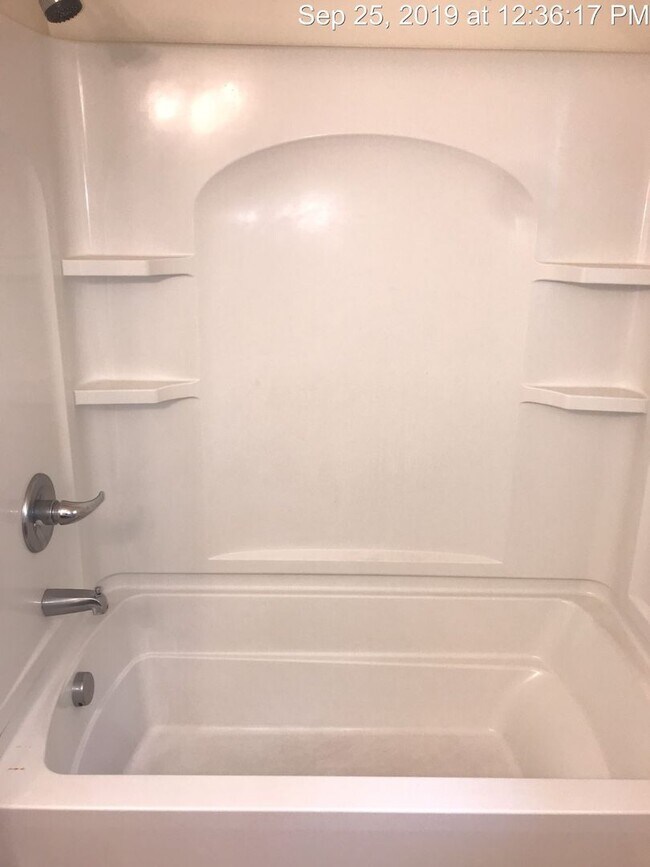 Building Photo - 7035 Darnell St