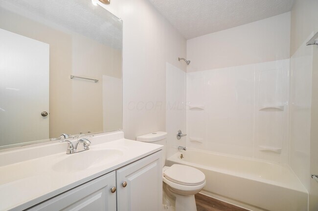 Building Photo - 3183 Innisbrook Ct