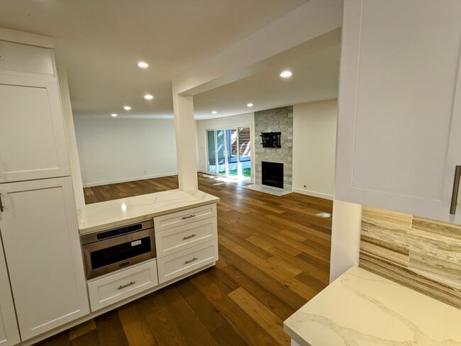 Building Photo - 2510 Almaden Ct