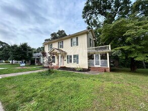 Building Photo - 348 W McLelland Ave