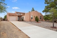 Building Photo - 270 Littler Dr SE