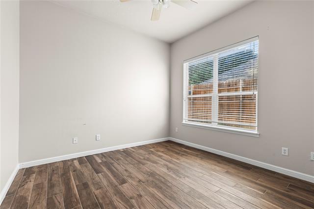 Building Photo - 5517 Greenview Ct