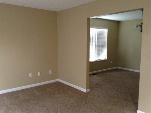 Building Photo - 116 Arbor Glen Ct