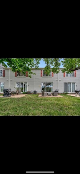 Building Photo - 2535 Arcadia Cir