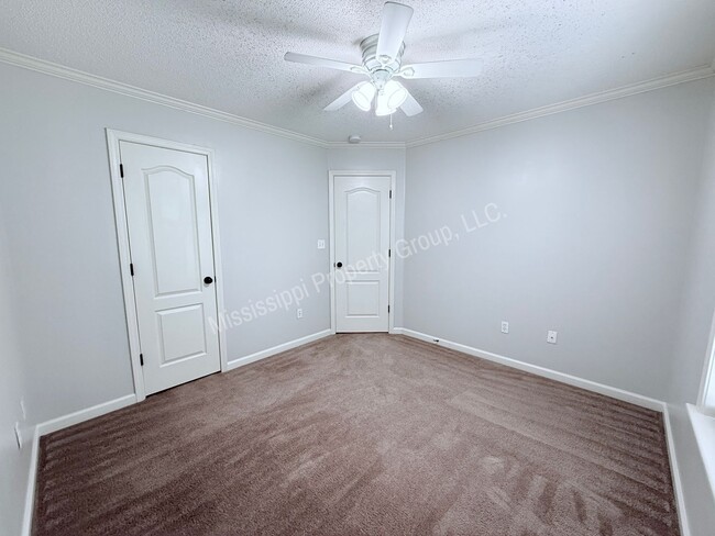 Building Photo - 3BR/2.5BA For Rent