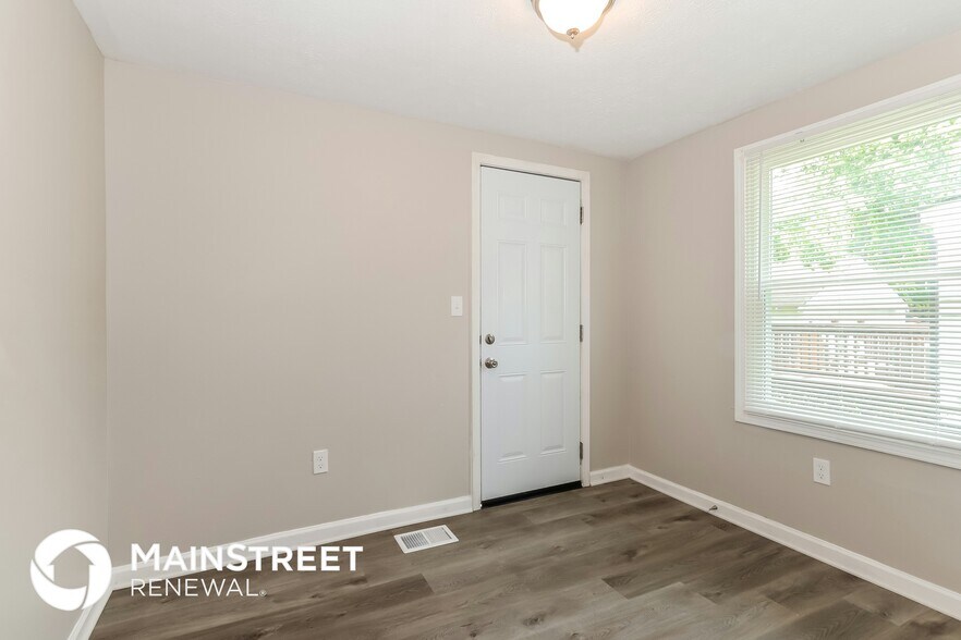 Building Photo - 415 N 42nd St