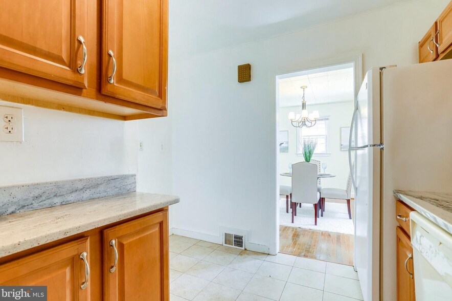 Building Photo - 1807 41st Pl SE