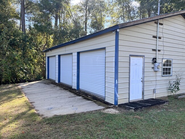 Building Photo - 101 Wylette Way