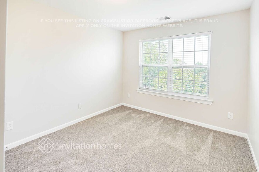 Building Photo - 9677 Ravenscroft Ln NW