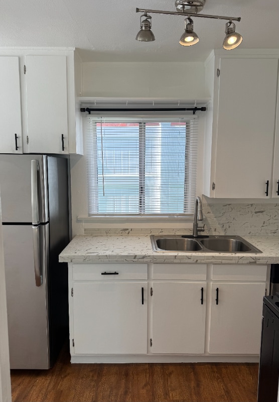 Building Photo - 4543 1/2 Alumni Ave