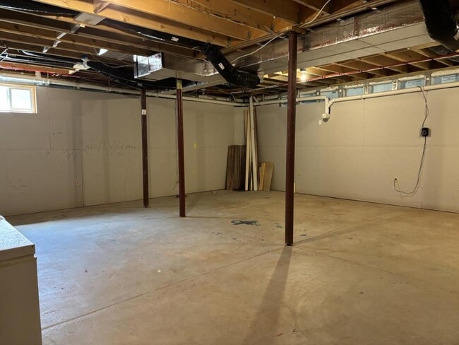 Building Photo - 3745 Taneytown Rd