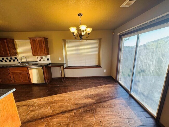 Building Photo - 209 Bradgate Dr