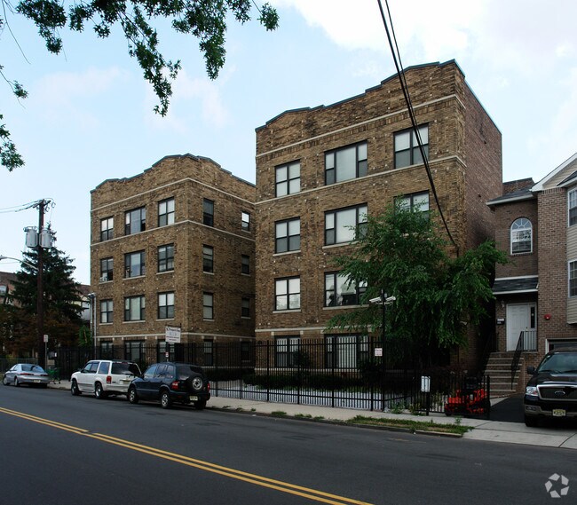 Building Photo - Mt. Prospect Apartments