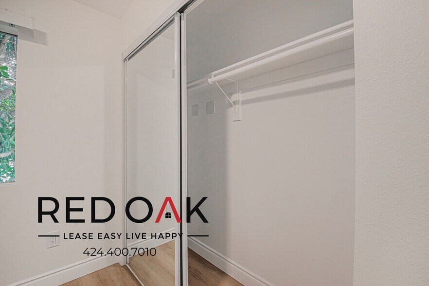 Building Photo - 6853 Agnes Ave