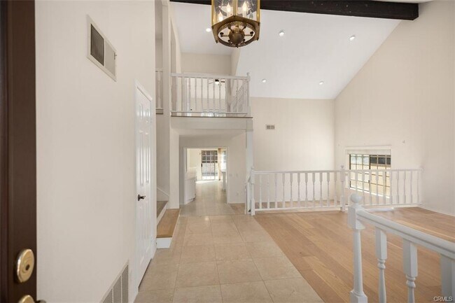 Building Photo - 21322 Cll Balsa