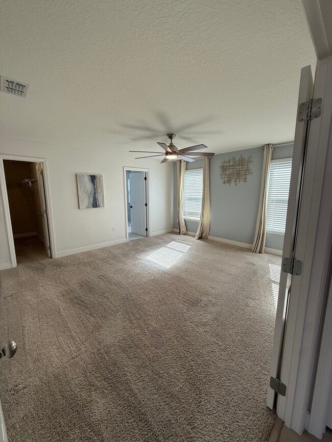 Building Photo - 5380 Oakbourne Ave