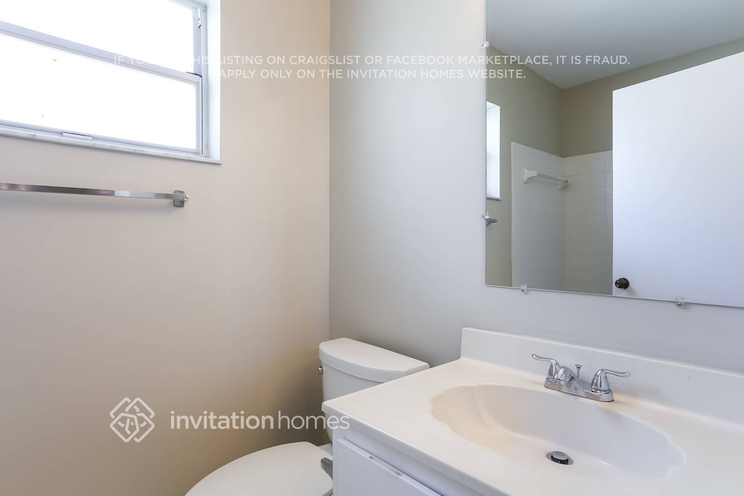 Building Photo - 9913 NW 9th Ct