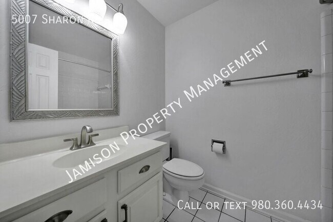 Building Photo - 5007 Sharon Rd