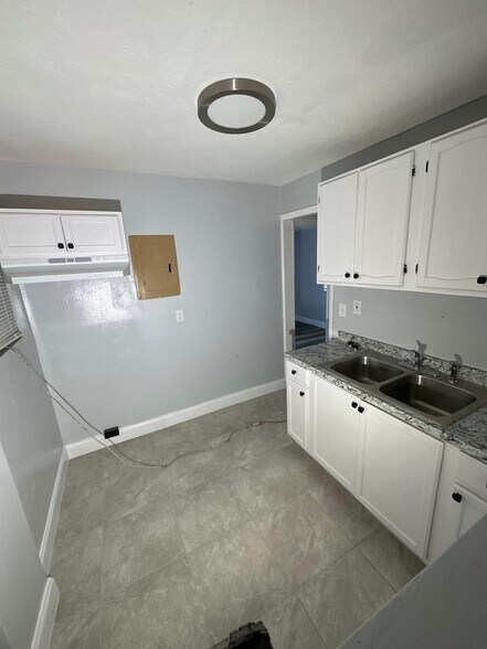 Building Photo - 1039 Phelps St