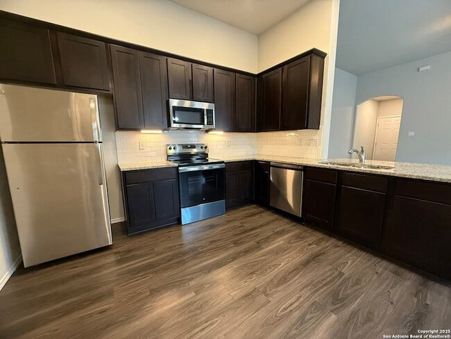 Building Photo - 9212 Canyon Bnd