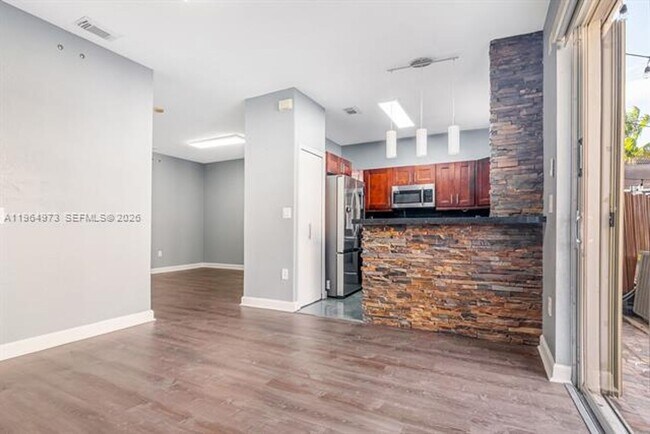 Building Photo - 11507 NW 77th St