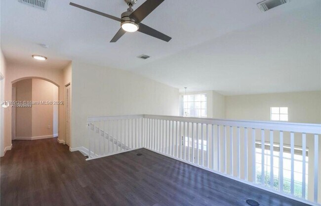 Building Photo - 9418 SW 226th Terrace
