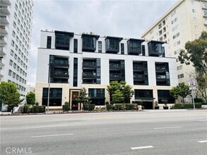 Building Photo - 10777 Wilshire Blvd