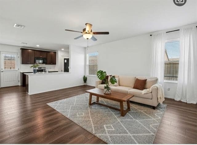 Building Photo - 14341 Desert Rain Trl