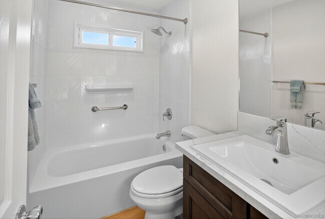 Building Photo - 4060 Rosarita Dr