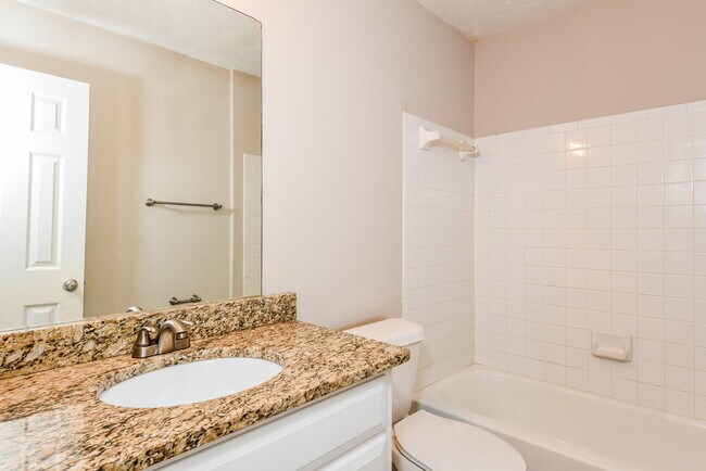 Building Photo - 3590 Broad Oak Ct