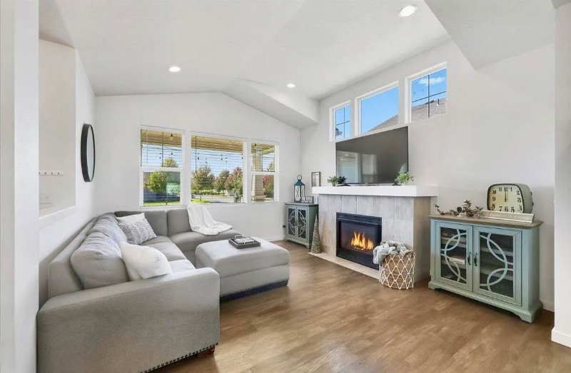 Building Photo - 3041 W Pascal Dr