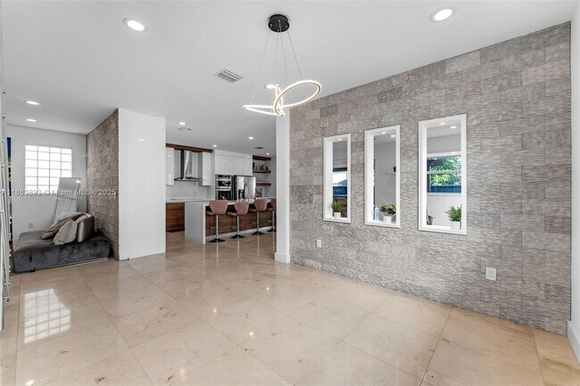 Building Photo - 11229 NW 44th Terrace