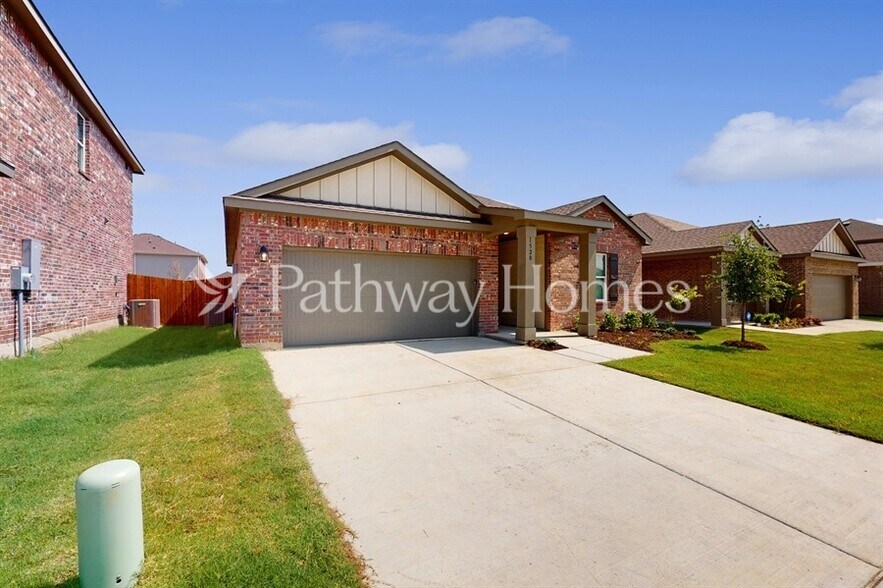 Building Photo - 1520 Ancer Wy