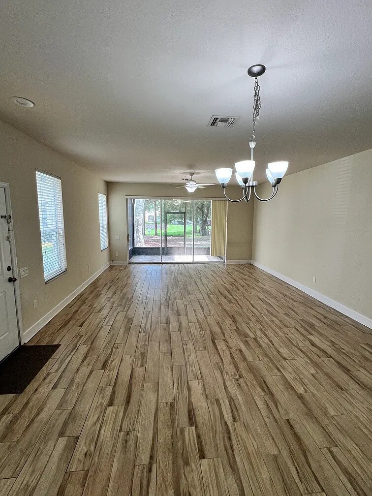 Living Hall - 6058 Twain St