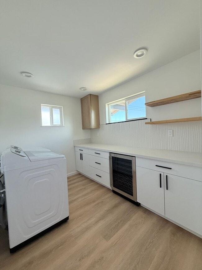 Building Photo - 1005 Belser St