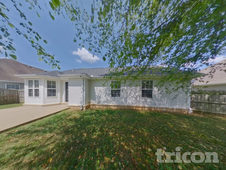 Building Photo - 1507 Antebellum Dr