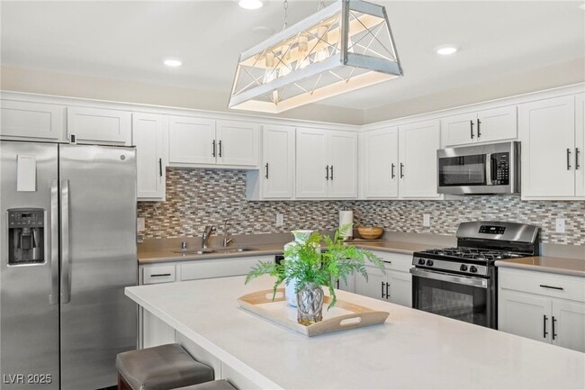 Building Photo - 302 Quail Dove Ave